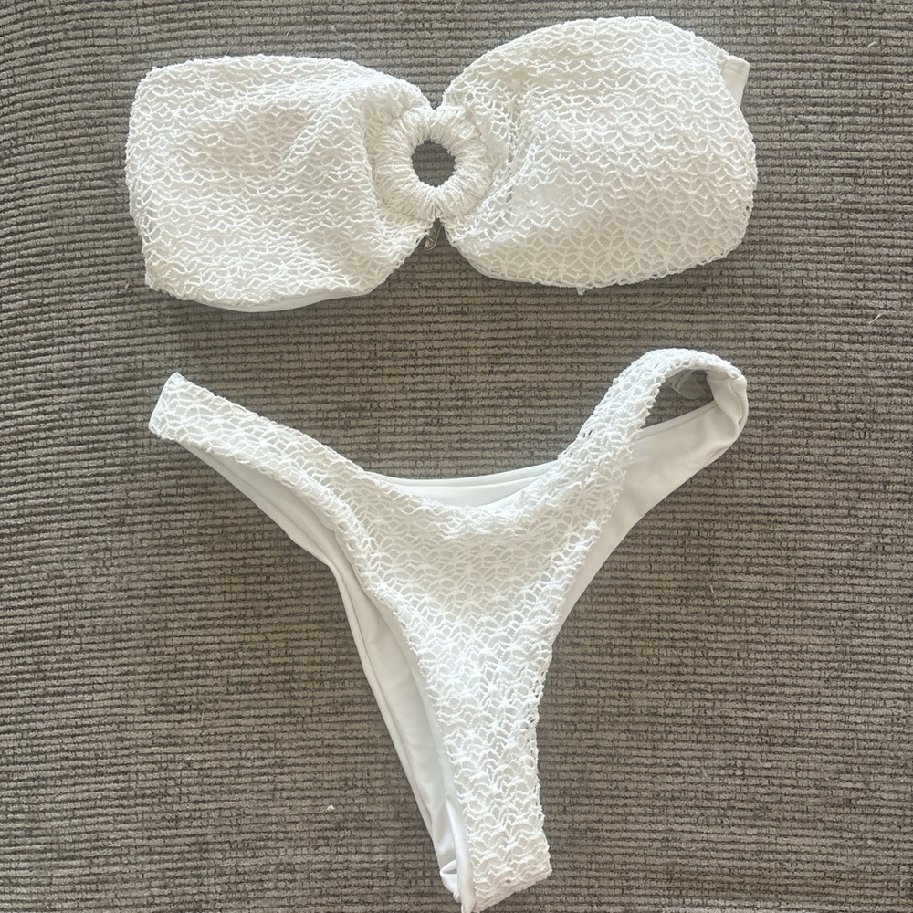 SHEIN White Textured Bikini Set